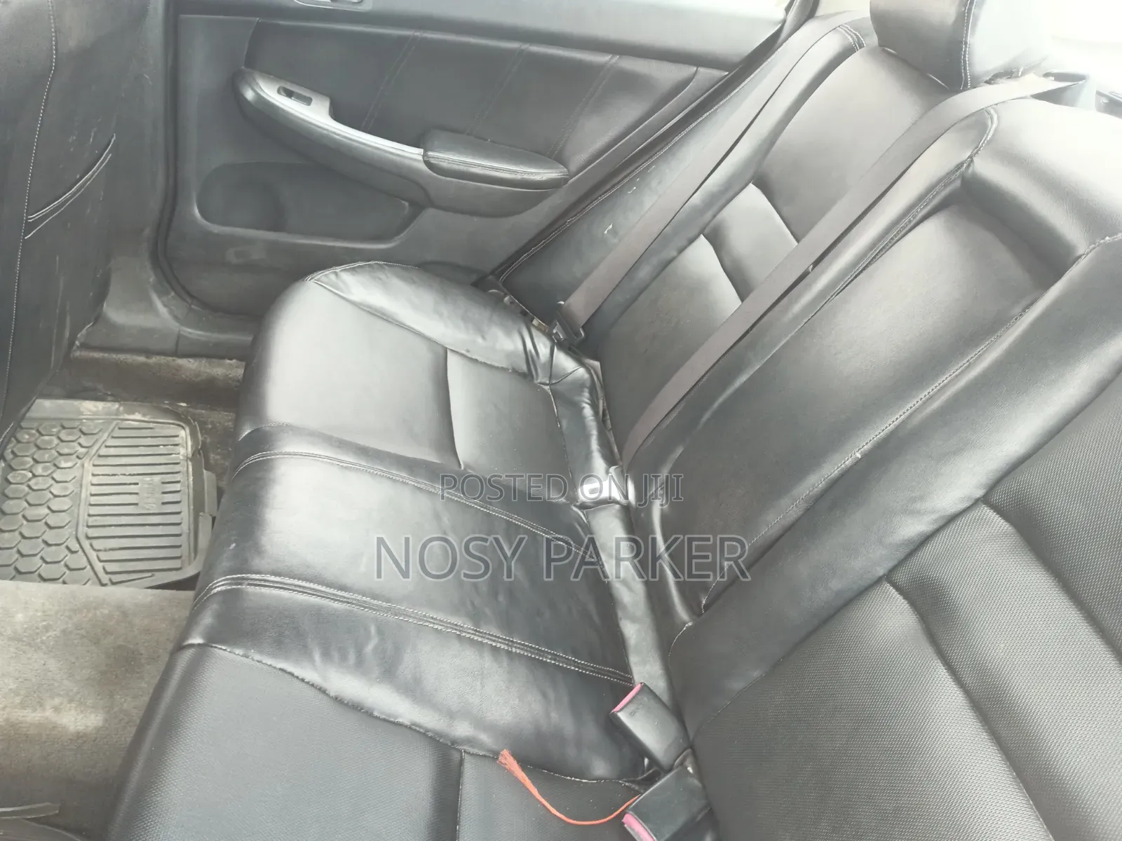 Honda Accord 2004 Silver