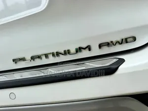 Toyota Highlander Platinum 2021 White