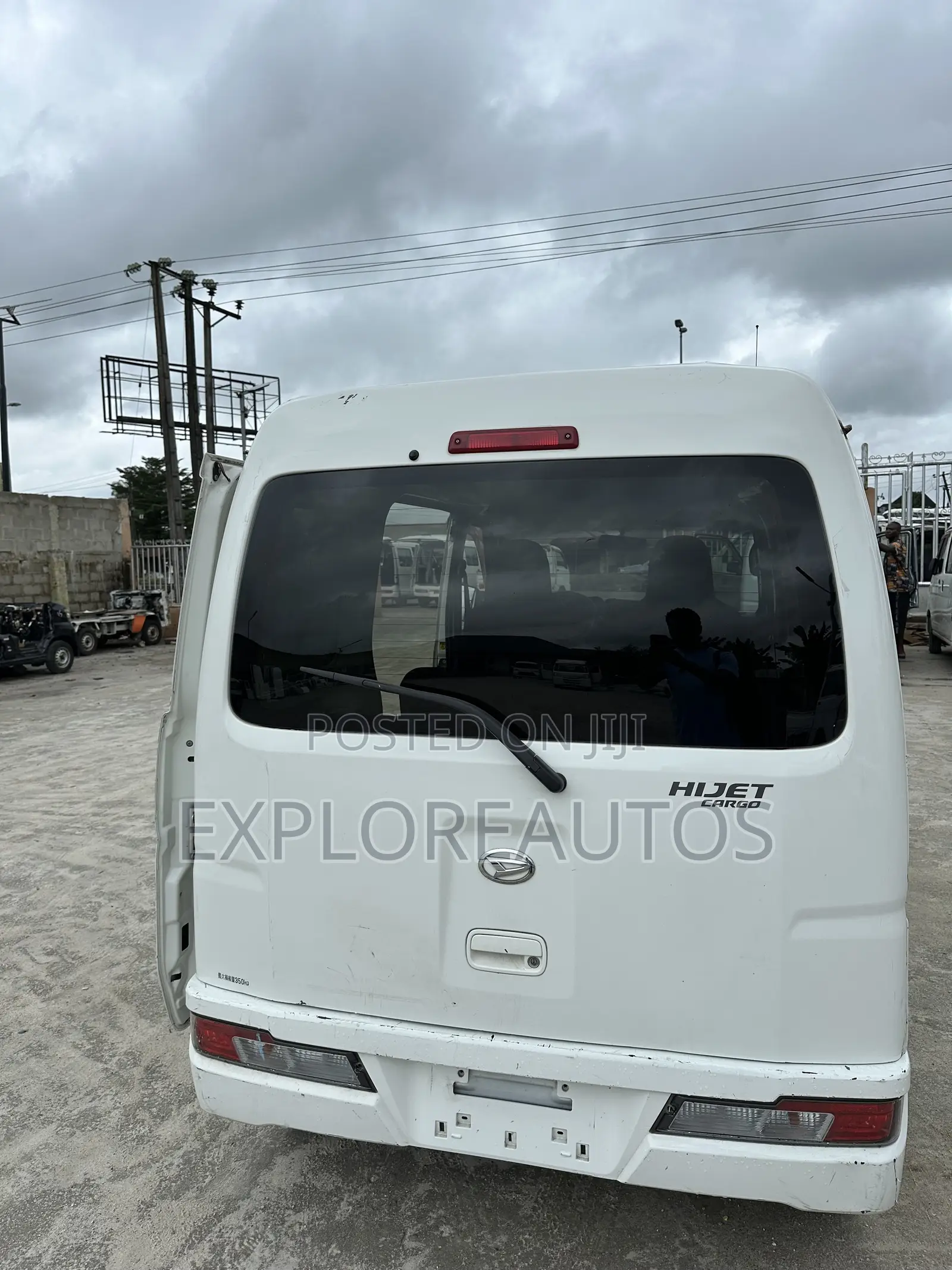 Daihatsu Hijet 2018 White
