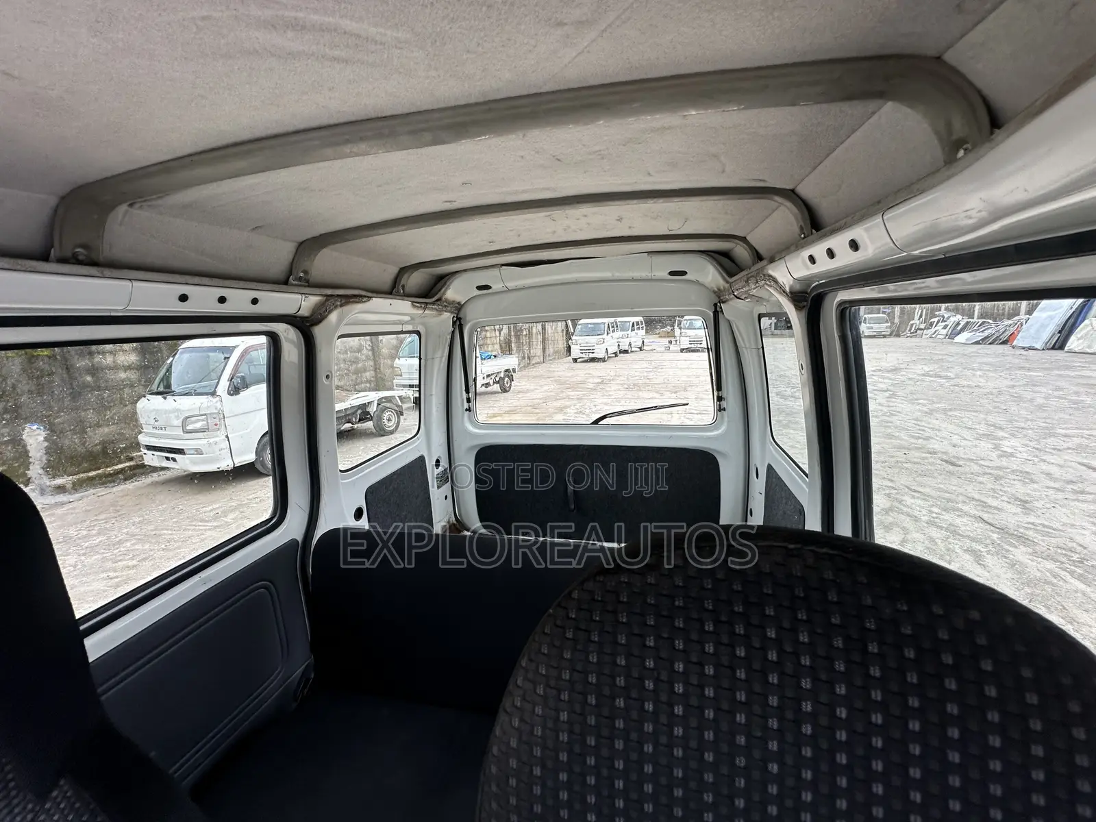 Daihatsu Hijet 2018 White
