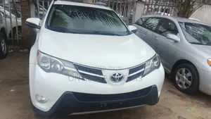 Toyota RAV4 2016 White