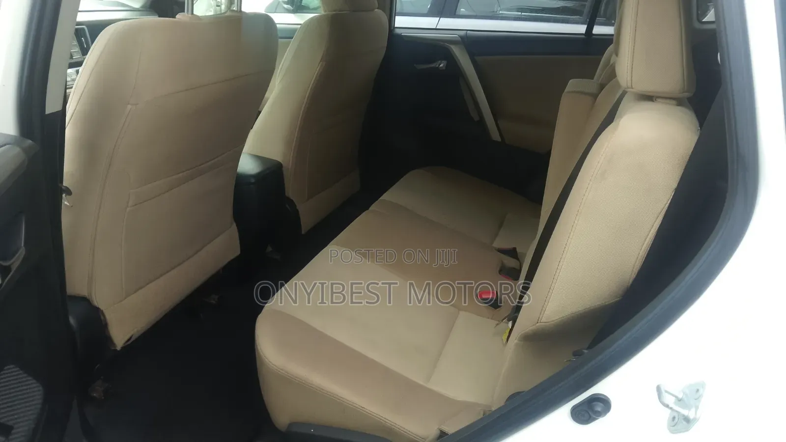 Toyota RAV4 2016 White