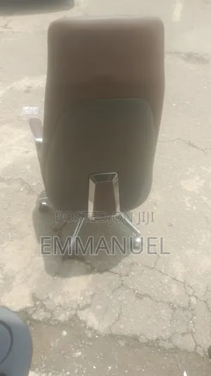 Executive Office Chair