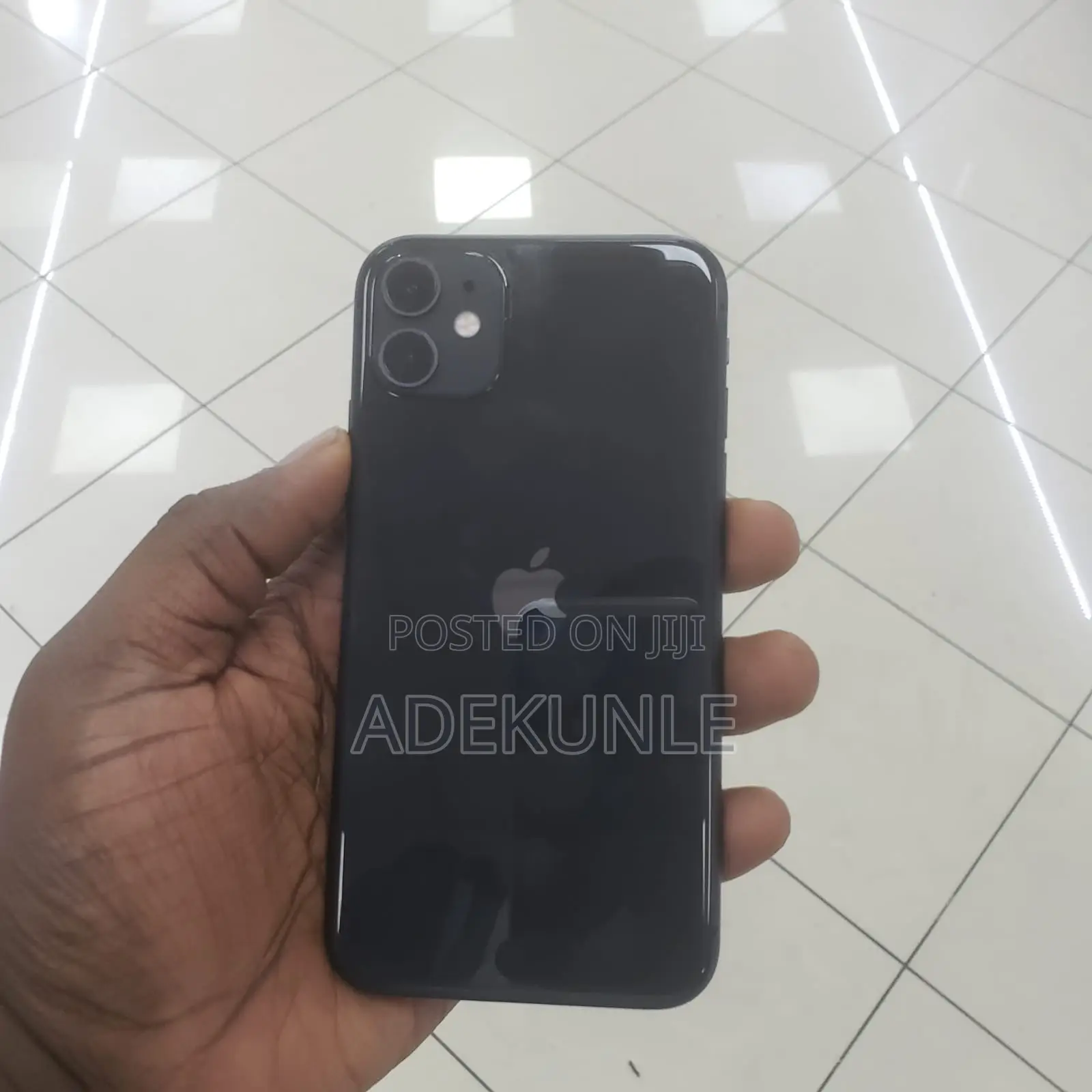 Apple iPhone 11 64 GB Black