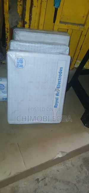 Royal Aic Electrodes