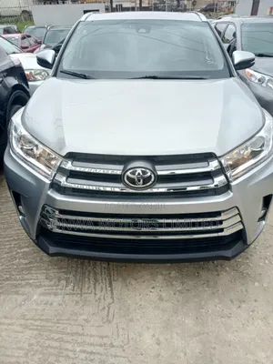 Toyota Highlander 2018 Silver