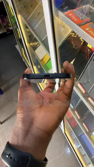 Apple iPhone 16 128 GB Black