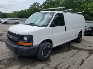 Chevrolet 3500 2014 White