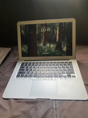 Laptop Apple MacBook Air 2017 8GB Intel Core i5 SSD 250GB
