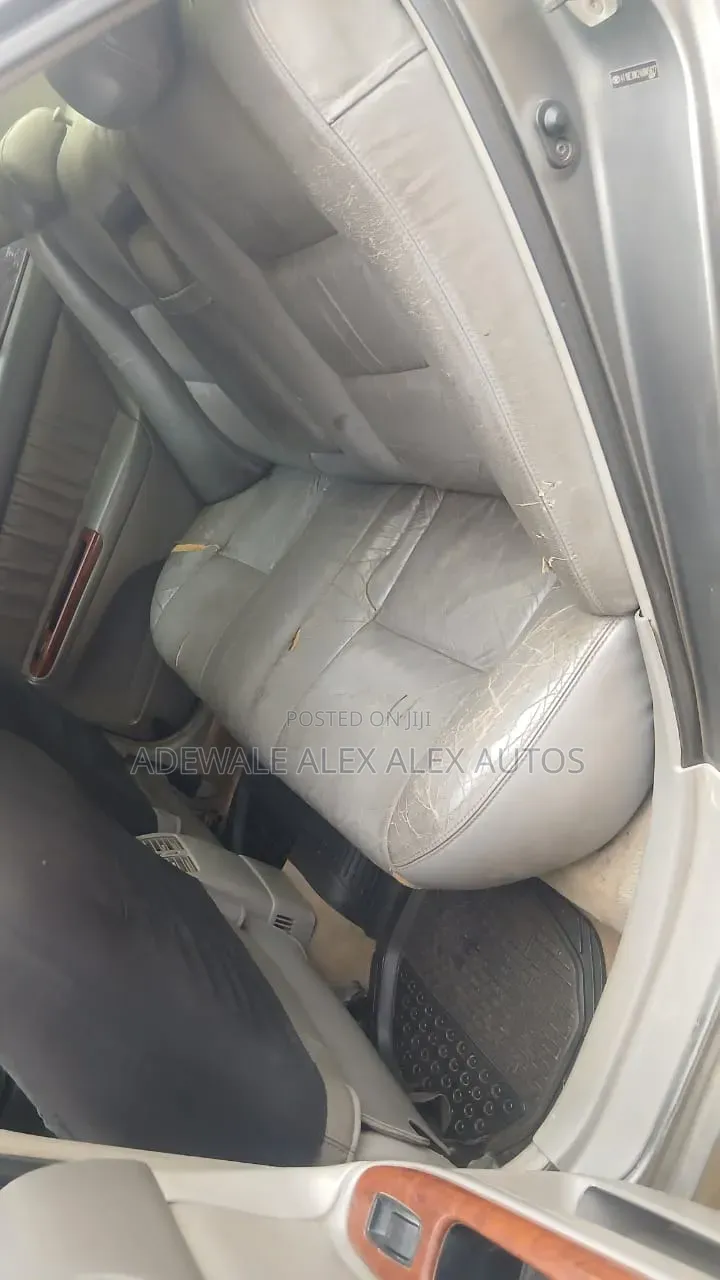 Toyota Camry 2004 Gray