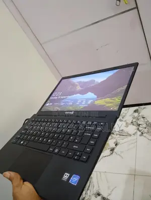 Laptop 4GB Intel Celeron SSD 60GB