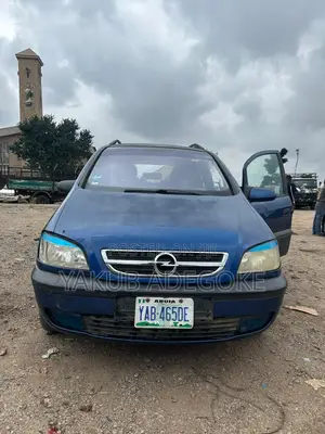 Opel Zafira 2005 Blue