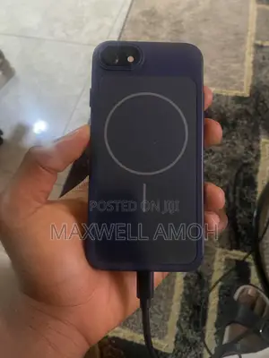 Apple iPhone SE (2022) 64 GB Black