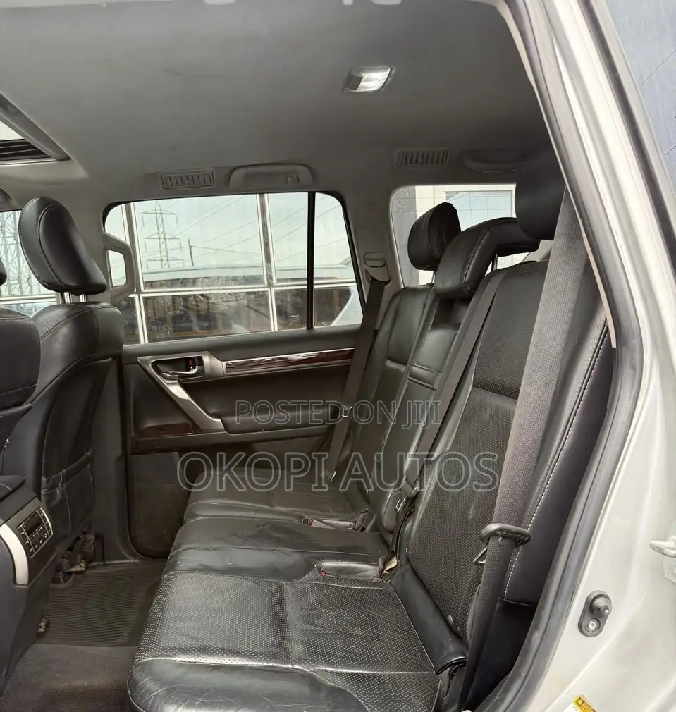 Lexus GX 2015 Silver