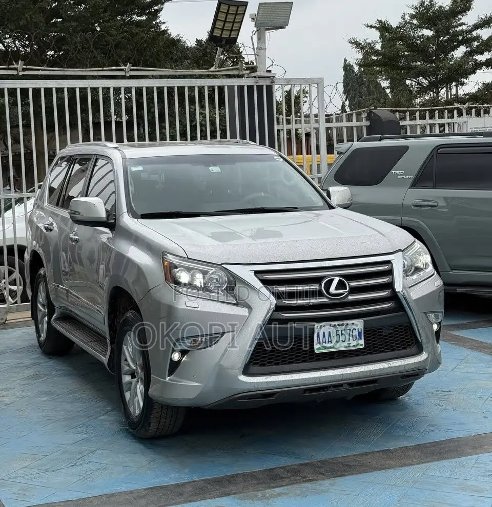 Lexus GX 2015 Silver