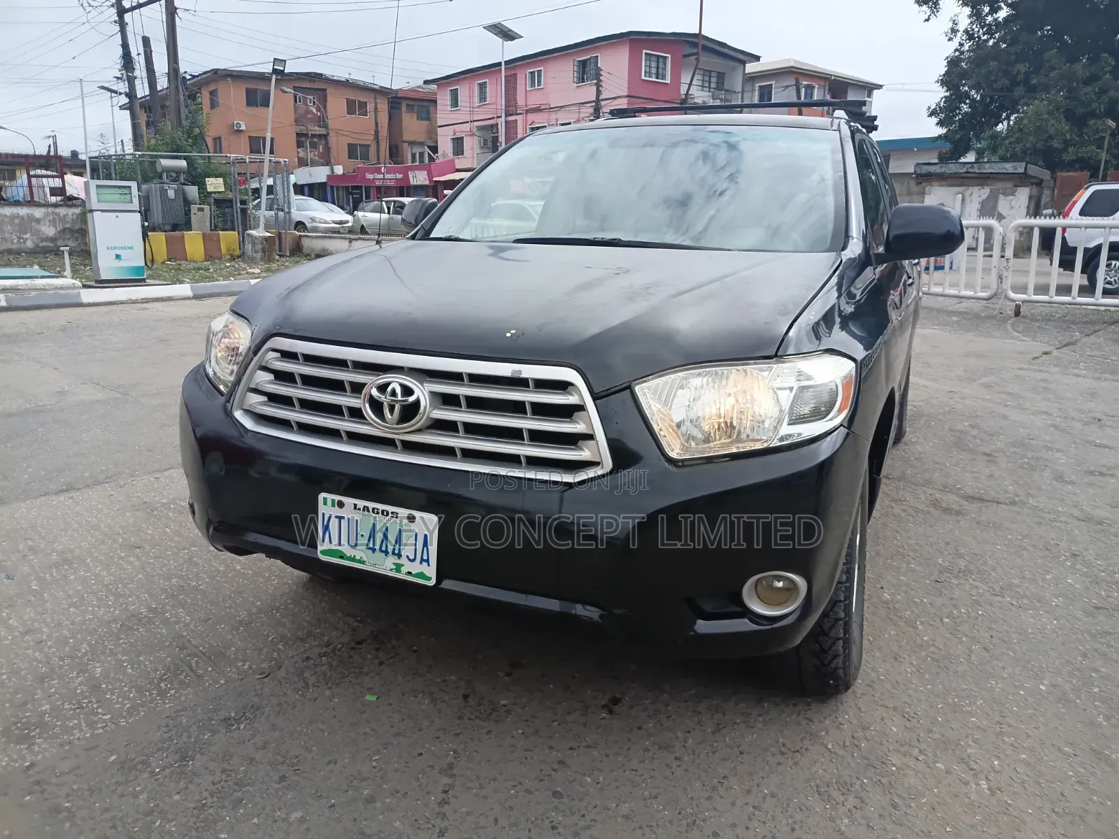 Toyota Highlander Base 2010 Black