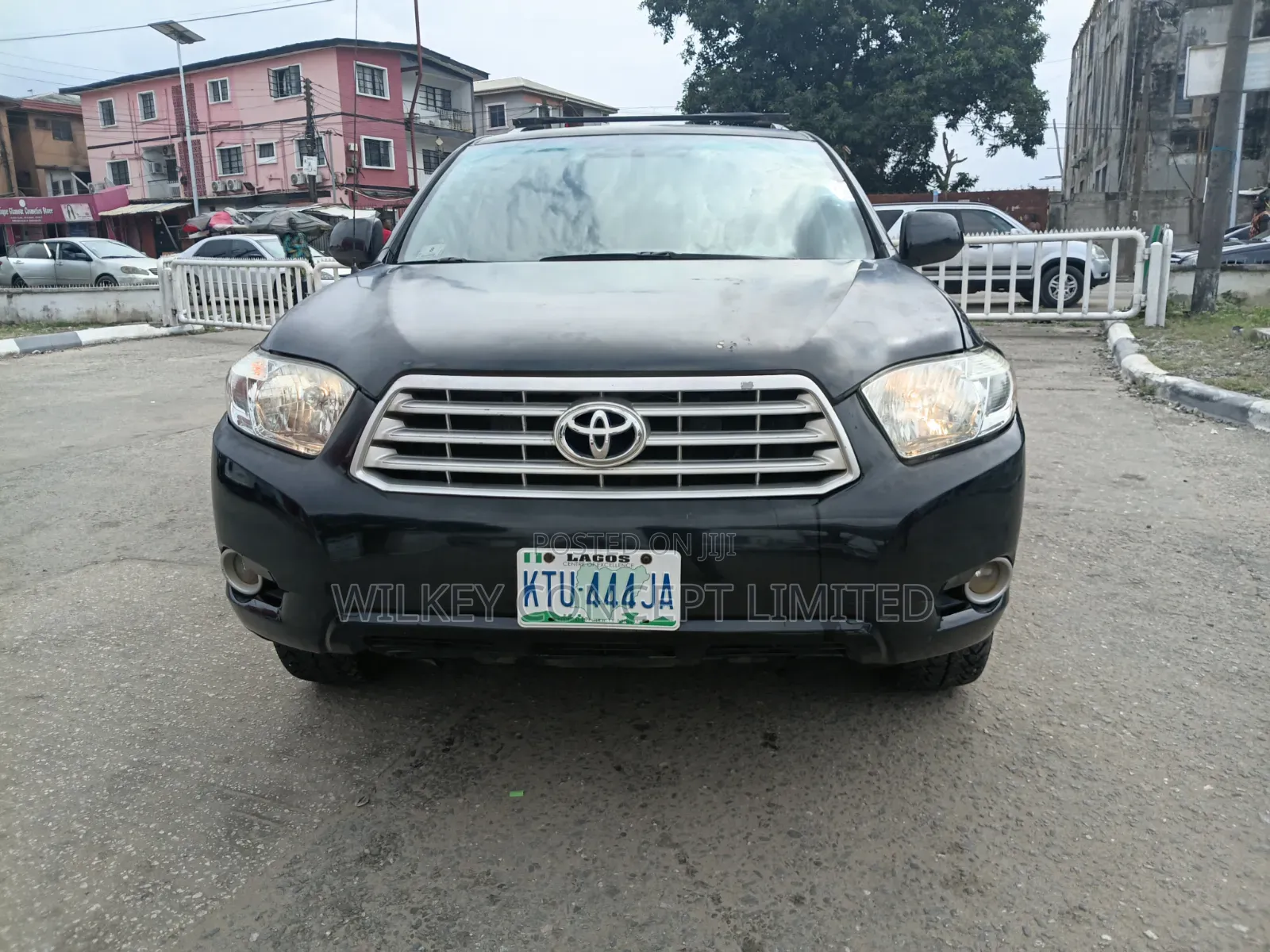 Toyota Highlander Base 2010 Black