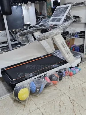 Commercial 6HP Treadmill 20km/H Speed ( 180kg User Weight )