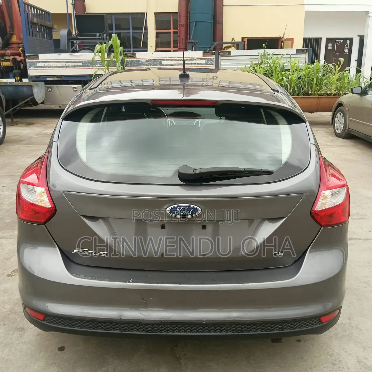Ford Focus 2011 Gray