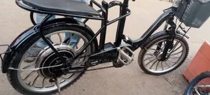 A Throttle Driven Ebike With Strong Battery and Self Recharge Ability