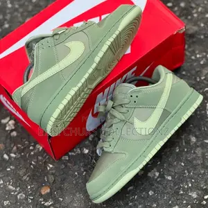 Nike Sb Low Dunk ( All Green )