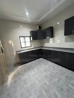 3bdrm Bungalow in Efab Verizon, Gwarinpa for rent