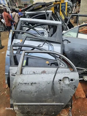 All Kinds of Toyota Vehicle Doors Fairly Used Available