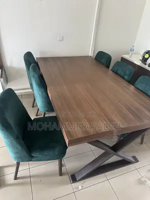 Elegant Dining Table +Chairs