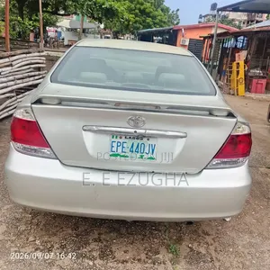 Toyota Camry 2004 Silver