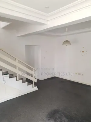 4bdrm Duplex in Lekki Phase 1 for rent