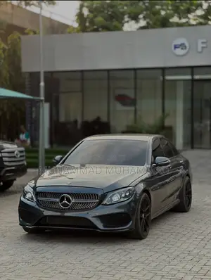 Mercedes-Benz C400 2016 Gray
