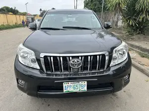 Toyota Land Cruiser Prado 2.7 i 2013 Black