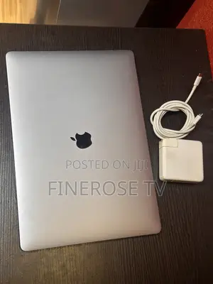 Laptop Apple MacBook Pro 2019 16GB Intel Core i9 SSHD (Hybrid) 1T