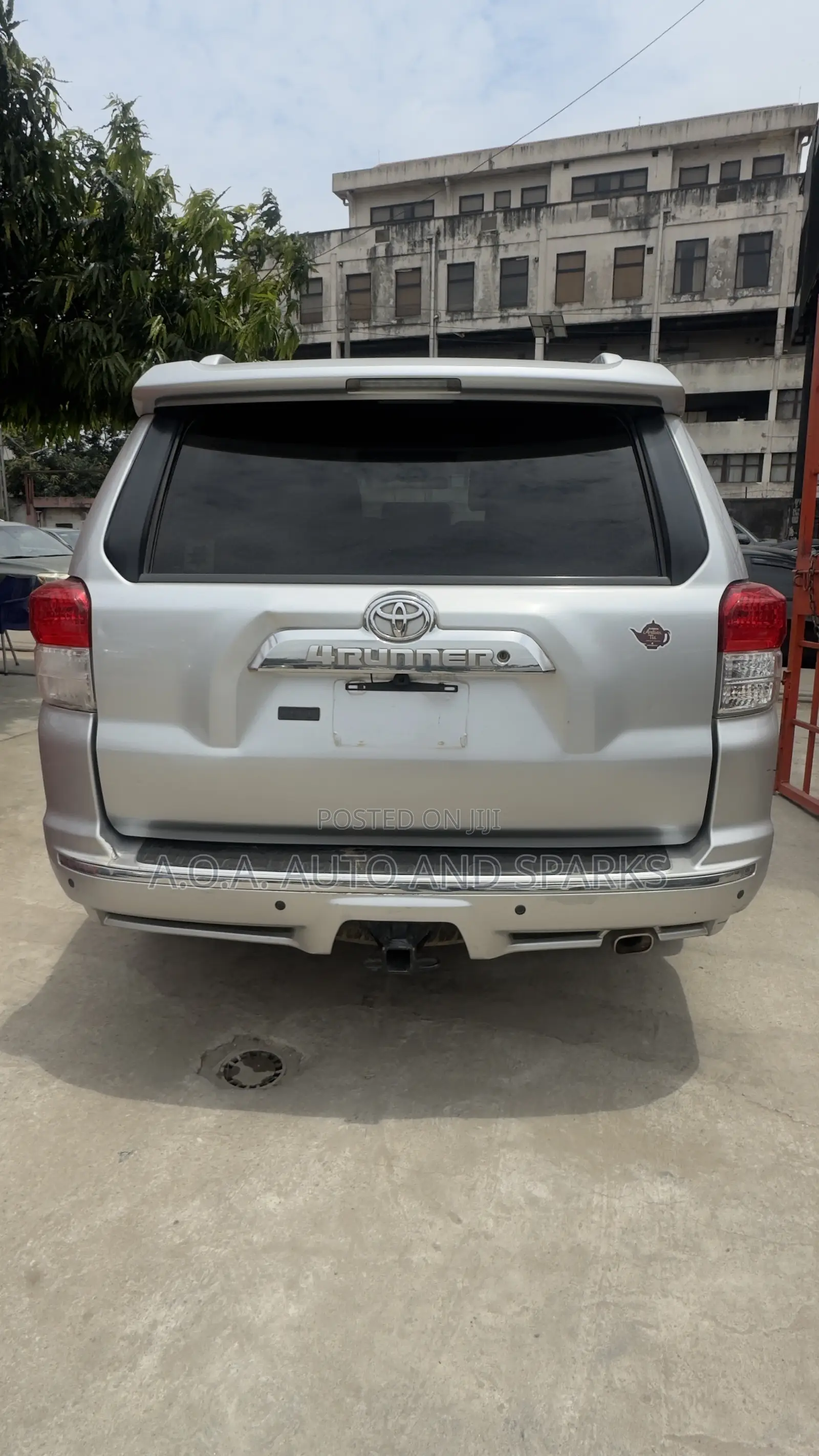 Toyota 4-Runner 2011 Silver