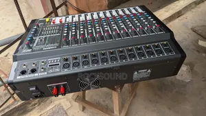 Yamaha Powered Mixer USB12.2