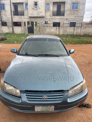 Toyota Camry 2001 Blue