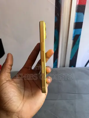 Apple iPhone 14 256 GB Yellow