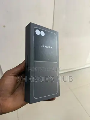 New Samsung Galaxy Z Flip8 256 GB
