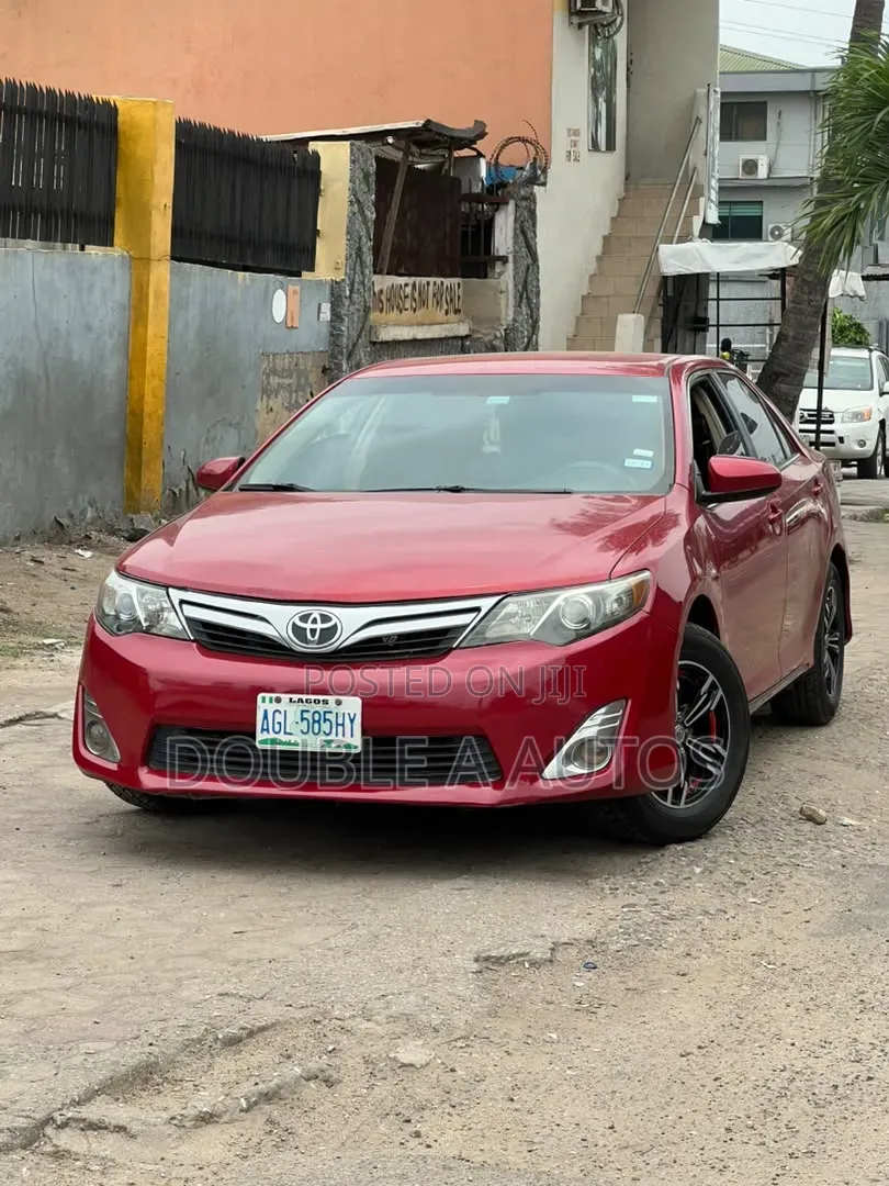 Toyota Camry 2012 Red