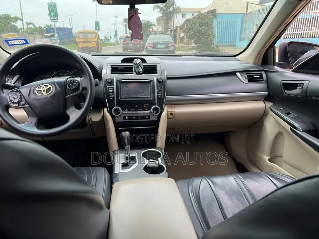 Toyota Camry 2012 Red