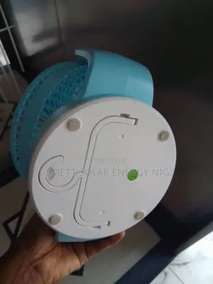 Portable Rechargeable Fan Desktop-Friendly Construction