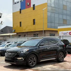 Hyundai Santa Fe SE Ultimate AWD 2017 Black