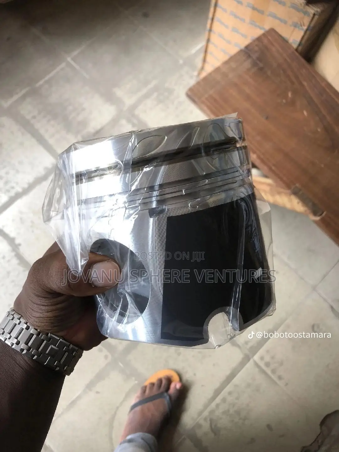 Engine Piston