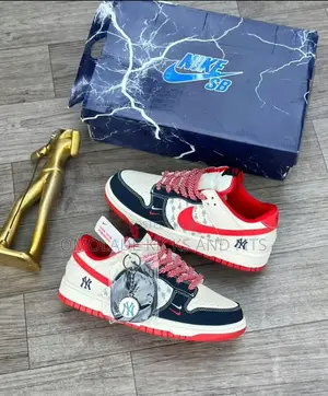 Nike Air Force 1
