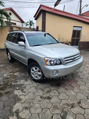 Toyota Highlander 2004 Silver