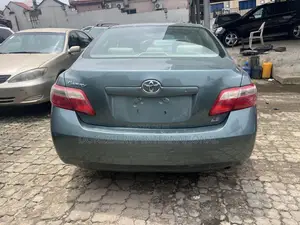 Toyota Camry LE 4dr Sedan (2.4L 4cyl 5A) 2009 Green