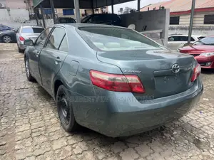 Toyota Camry LE 4dr Sedan (2.4L 4cyl 5A) 2009 Green