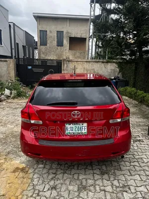 Toyota Venza V6 2012 Red