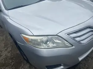 Toyota Camry 2011 Silver
