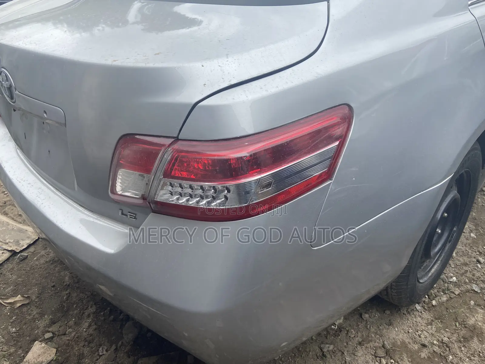 Toyota Camry 2011 Silver